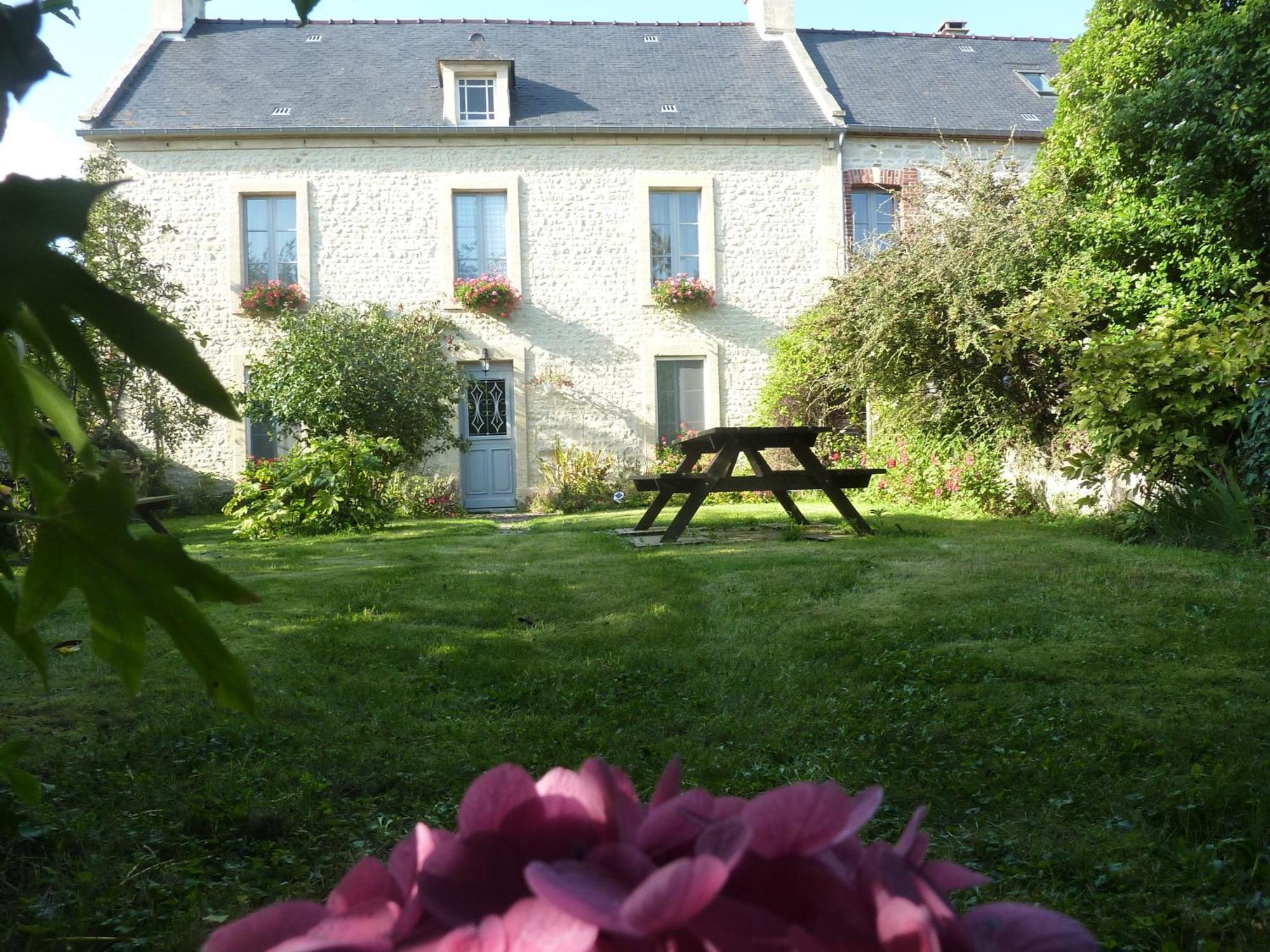 D'hotes Le Clos Tassin Bed and breakfast